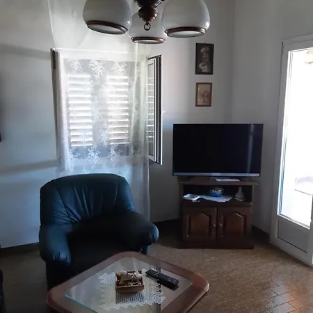 Etica Apartmán Postira
