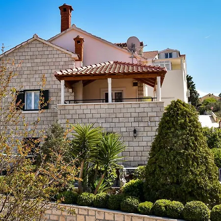 Etica Apartmán